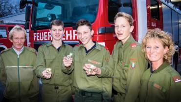 Feuerwehr-Jugendliche “vergoldet” – FJLA erreicht