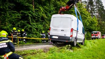 Schwierige Fahrzeugbergung in Oberzirknitz!