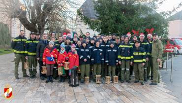 Feuerwehrjugend brachte das Friedenslicht!