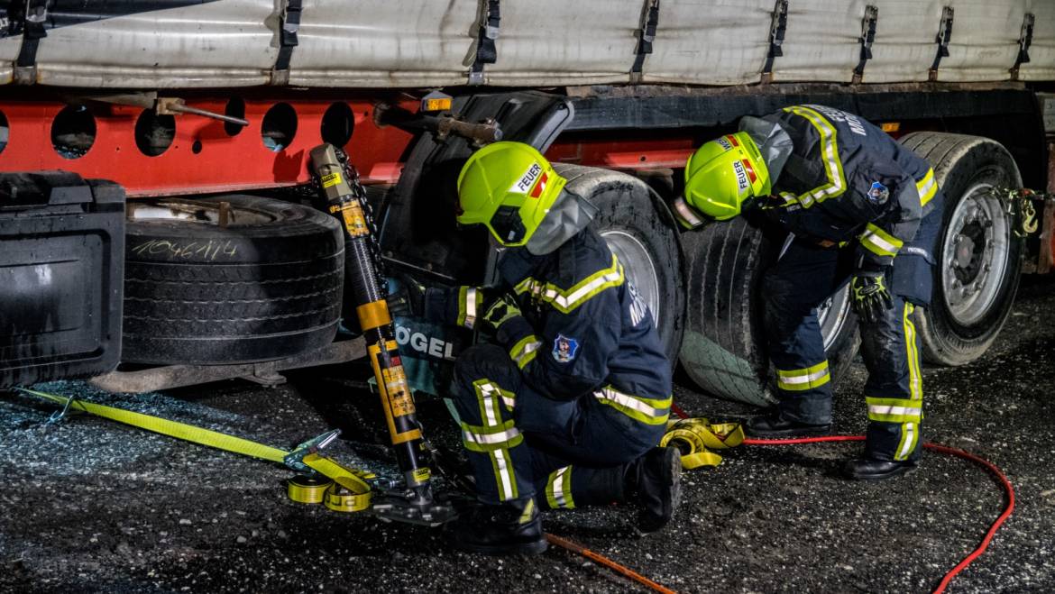 Gruppenübung “Heavy Rescue” Ausbildung